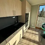 Ljoshaugen مكان تخييم *